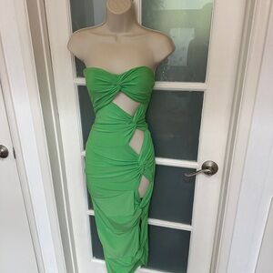 Elegant Green Strapless Dress